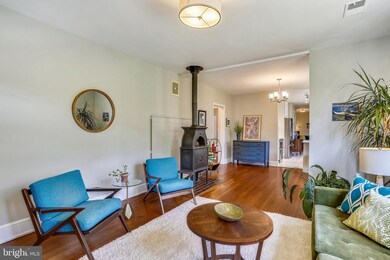 603 Dartmouth Ave, Silver Spring, MD 20910 - photo 4