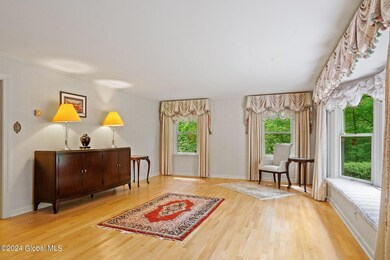 5 Pateman Cir, Albany, NY 12204 - photo 6