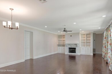 301 Wentworth-4