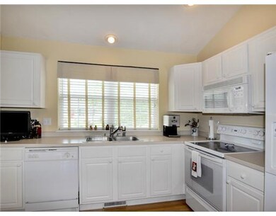 24 Carriage Trail, Middletown, RI 02842 - photo 3