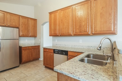 1229 Spring Water Dr, Lancaster, TX 75134 - photo 7