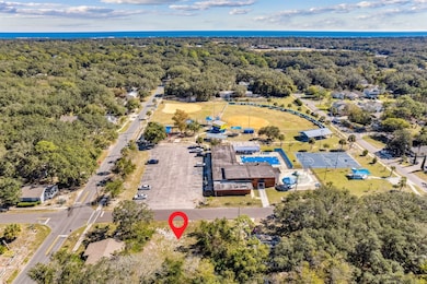 Lot with great proximity to recreational activities.