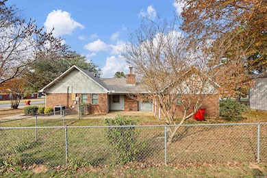 201 Meadow Lynn Dr, Morrilton, AR 72110 - photo 5