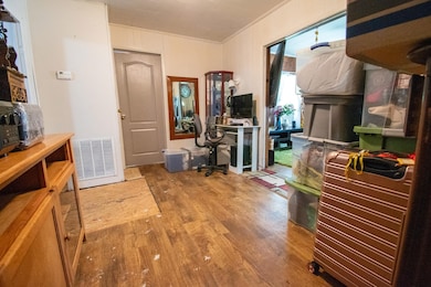 302 W Spring Place, Perry, FL 32347 - photo 7