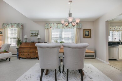 12 Braddish Ct Portland ME-large-008-013