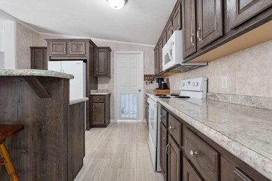 8 Buddy St, Hooksett, NH 03106 - photo 6