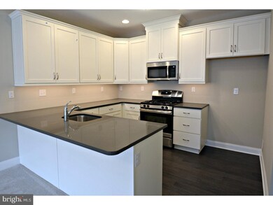 764 W 2nd St, Lansdale, PA 19446 - photo 2