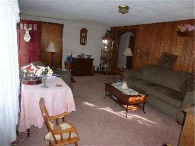 54 Liberty St, Plymouth, MA 02360 - photo 7