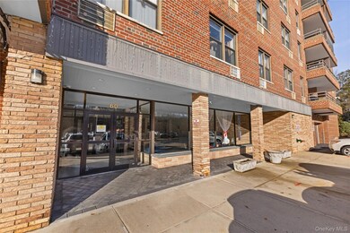 60 Barker St unit 317, Mount Kisco, NY 10549 - photo 2