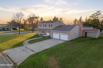 436 2nd Ave E, Halstad, MN 56548 - photo 2