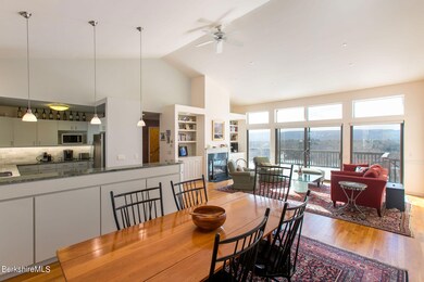 200 Old Stockbridge Rd unit 3-B, Stockbridge, MA 01262 - photo 3