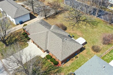 1005 NW Mock Ave, Blue Springs, MO 64015 - photo 3