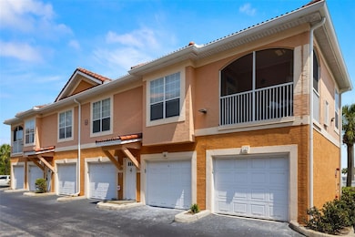 END GARAGE UNIT 11.6 X 22 KEYLESS & REMOTE ENTRY