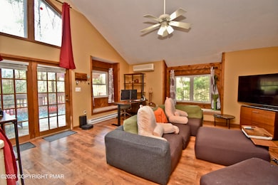 2252 Sky High Dr, Bartonsville, PA 18321 - photo 4