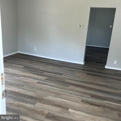 419 N Broad St unit B, Clayton, NJ 08312 - photo 4