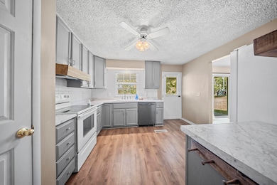 1719 Booth Quillen Rd, Ashland, KY 41102 - photo 7