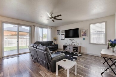 9459 S Rock Cliffs Way, Kuna, ID 83642 - photo 7