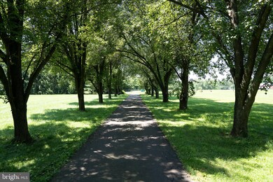 487 Deep Run Rd, Perkasie, PA 18944 - photo 2