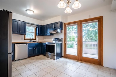 680 S Hickory Blvd, Pleasant Hill, IA 50327 - photo 7