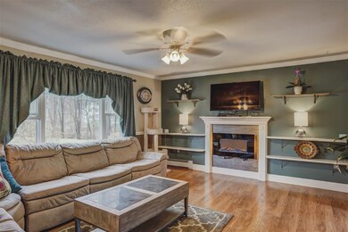 27 Scenic Dr, Derry, NH 03038 - photo 7