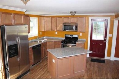 477 Summer St, Rockland, MA 02370 - photo 4