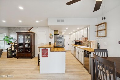 4801 E Euclid Ave unit 2, Phoenix, AZ 85044 - photo 5