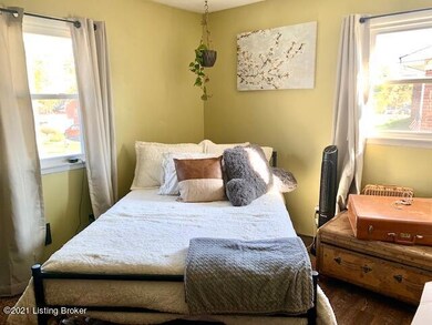 9410 Doewood Ln, Louisville, KY 40291 - photo 5