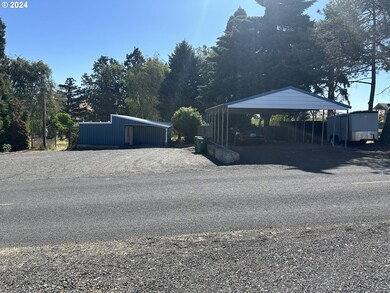 1300 Lambert St, the Dalles, OR 97058 - photo 2
