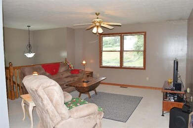 100 Farmbrook Cir, Frankfort, KY 40601 - photo 4