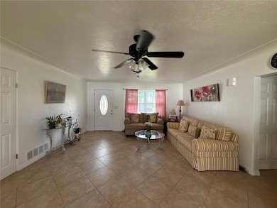 2309 Tulip St, Sarasota, FL 34239 - photo 6