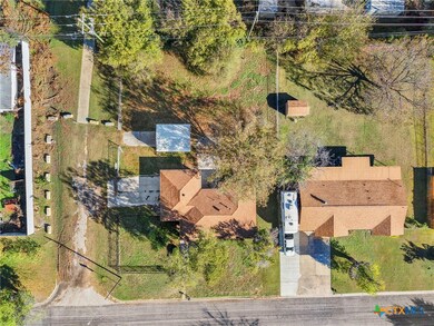 301 E Cherokee Dr, Harker Heights, TX 76548 - photo 2