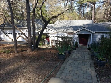 421 Brightwood Dr, Fayetteville, NC 28303 - photo 4