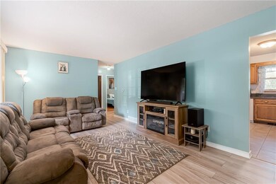 4301 SE 6th St, Des Moines, IA 50315 - photo 4