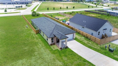 FULLY FENCED HOME WALKING DISTANCE FROM CHARTER SC