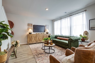 9063 Bluestem Cir, Bowling Green, KY 42104 - photo 6