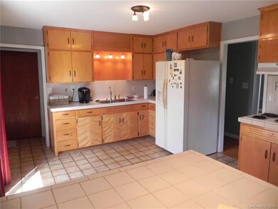 452 Dix Creek One Rd, Leicester, NC 28748 - photo 7