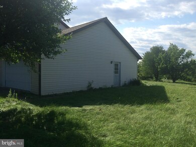 1596 Brechbill Rd, Chambersburg, PA 17202 - photo 2