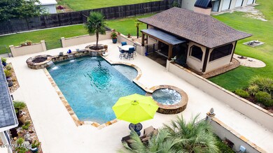 Pool and Outdoor Kitchen 1011 Gallet Rd
