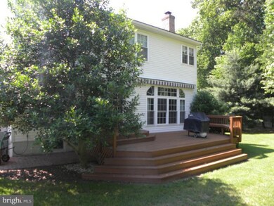 326 Kalorama Rd, Sykesville, MD 21784 - photo 2