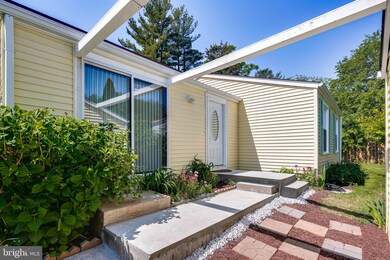 6669 Buttonhole Ct, Columbia, MD 21044 - photo 2