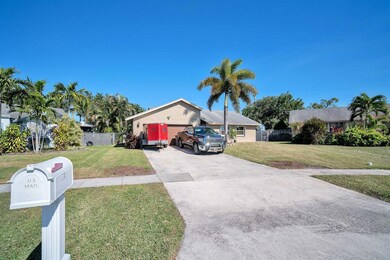 9179 Bedford Dr, Boca Raton, FL 33434 - photo 3