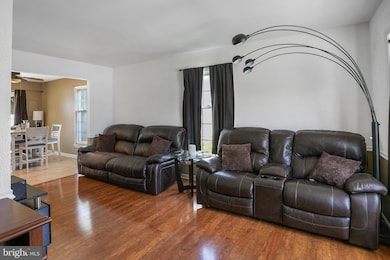 401 Powhatan Ct unit 91, Stafford, VA 22556 - photo 3