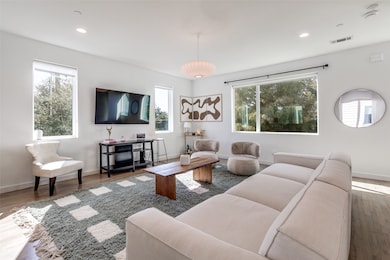 1430 Grigsby Ave unit 101, Dallas, TX 75204 - photo 3