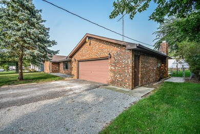 19036 Wapakoneta Cridersville Rd, Wapakoneta, OH 45895 - photo 6