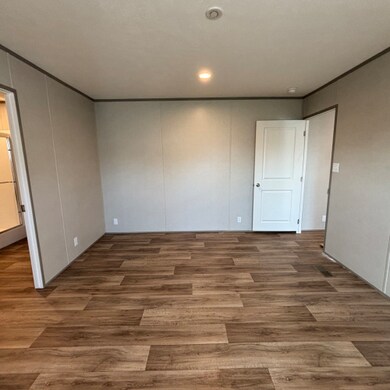 2800 W Memorial Dr unit 200, Muncie, IN 47302 - photo 4