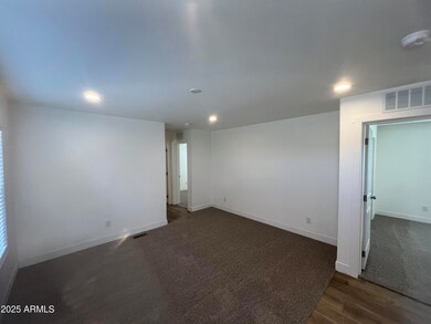 22936 W Forest Pleasant Place unit 2, Wittmann, AZ 85361 - photo 6