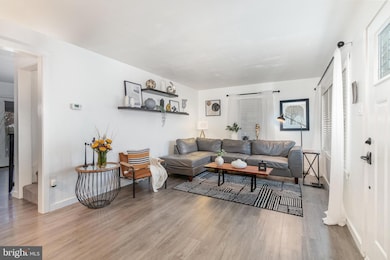 510 W Maple St, Palmyra, PA 17078 - photo 4