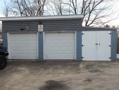 537 Howe St, Manchester, NH 03103 - photo 3