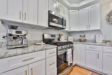 104 High St unit D, Newburyport, MA 01950 - photo 4