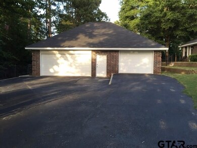 10095 Pine Tree Rd, Tyler, TX 75707 - photo 4